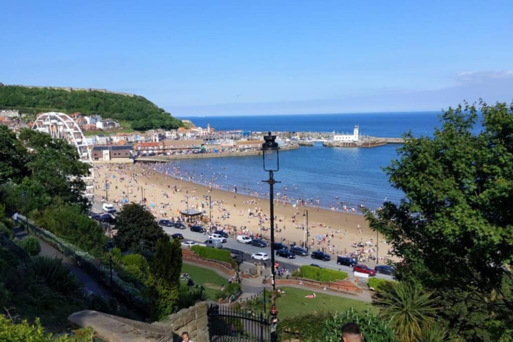 Willa 200 Year Old Large Townhouse With Sea Views Scarborough Zewnętrze zdjęcie
